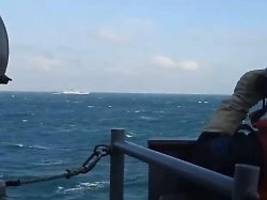 Zerstörer und Bomber gesichtet: Chinesische Raketen schlagen in Straße von Taiwan ein