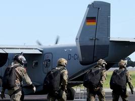 bundeswehr: nach vorfällen bei fallschirmjägern: ermittlungen gegen 55 beschuldigte