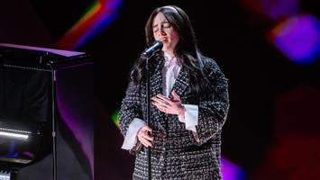 wegen billie eilish: nica jazz club in hamburg so voll wie noch nie