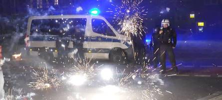 gewalt gegen polizisten: härtere strafen sind richtig