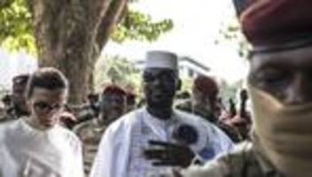 Guinea: Putschführer Mamady Doumbouya gewinnt Präsidentenwahl in Guinea