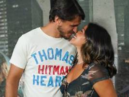 Fotos von Tochter Lucille : Jane the Virgin-Star Gina Rodriguez ist wieder Mutter geworden