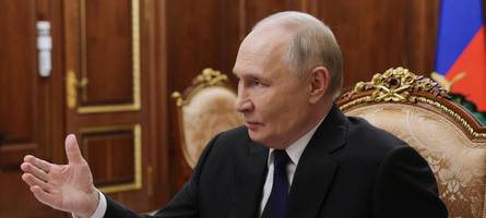 angriff auf putin-residenz? ministerium zeigt video mit drohne