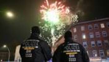 Jahreswechsel: Mehr als 100 Festnahmen in Berlin wegen Feuerwerkmissbrauchs
