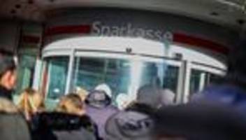 Millionen-Einbruch: Bislang keine heiße Spur aus Hinweisen zu Bankeinbruch