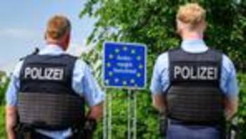 Migration: Deutlich weniger Menschen unerlaubt nach Deutschland eingereist