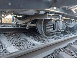 Giftiger, entzündlicher Stoff: Gefährlicher Güterzug entgleist - Schaden in Millionenhöhe