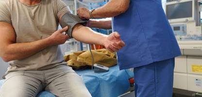 Krankenkassen: Fast die Hälfte der Kassen erhöht 2026 ihre Beiträge