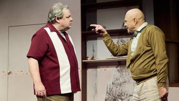 „Ein seltsames Paar“ – auch am Ernst Deutsch Theater noch ein Komödien-Klassiker