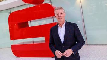 „wie ein kometenschweif“: haspa-chef sagt mehr firmenpleiten in hamburg voraus