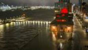 wetter: hochwasser und schnee im norden - keine größeren schäden