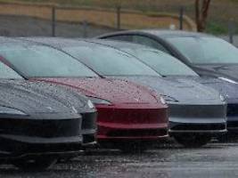 musk-konzern in der krise?: tesla liefert gut 15 prozent weniger autos aus