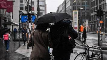 wetter in berlin: schneeschauer und glätte – warnung vor sturmböen