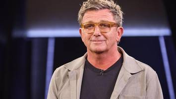 Schauspieler Hans Sigl über Beziehung: „Verlangen muss kein Dauerzustand sein“