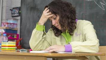 ständig nur ferien? so viel arbeiten hamburgs lehrer wirklich