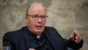 Bundeswehr: Bischof Ackermann: Wie Demokratie verteidigt werden muss