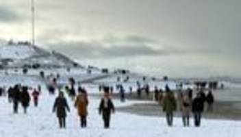 Es bleibt winterlich: Winterstimmung im schneebedeckten Niedersachsen