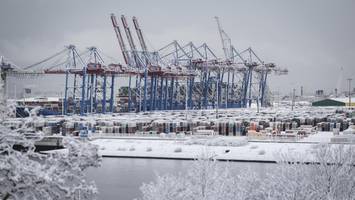 Wintereinbruch in Hamburg: Die schönsten Bilder von Schnee und Eis