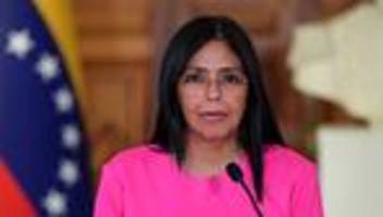 Venezuela: Militär in Venezuela unterstützt Rodríguez als Interims-Präsidentin