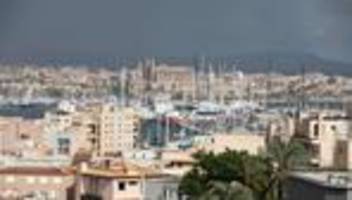 Verbrechen auf Urlaubsinsel: Deutscher stirbt auf Mallorca nach über einem Jahr im Koma