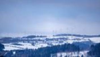 Winterwetter in NRW: Unfälle durch Schnee und Glätte - aber bestes Skiwetter