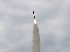 Experte sieht Signal an die USA: Nordkorea feuert ballistische Raketen ab