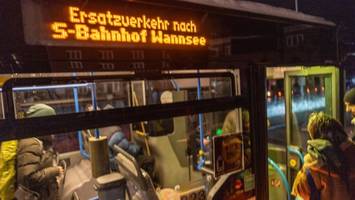 Stromausfall in Berlin: Probleme bei S-Bahnen – Regios fahren wieder