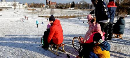 Endlich Schnee: Wo die Augsburger zum Schlittenfahren gehen
