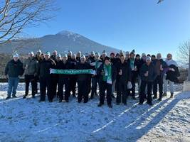 Fans bei der Vierschanzentournee: Lieber Bergisel statt Ballermann