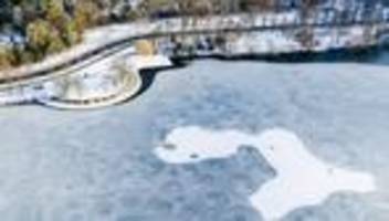 Eisschicht noch zu dünn: Städte warnen vor Betreten zugefrorener Eisflächen