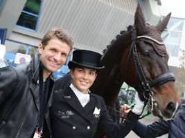 die dumme spielerfrau: lisa müller über thomas: hätte ihn nicht nach kanada begleiten können