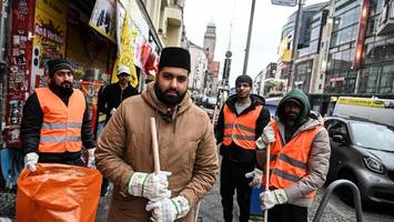 why young muslims are cleaning up new year’s eve rubbish