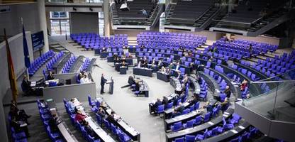 bundestag: finanzbranche gibt am meisten geld für lobbyisten aus