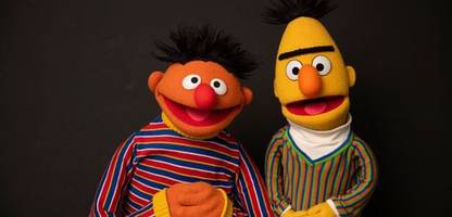 Hamburg: Ernie und Bert aus der Sesamstraße jetzt als Ampelmännchen