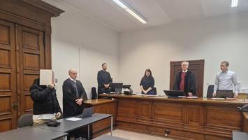 „Dann kommen böse Jungs“: Gastwirt bedroht, um 45.000 Euro zu erpressen