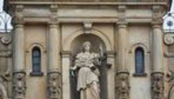 Justiz: Prozesse wegen Vergewaltigung künftig vor Spezialkammern