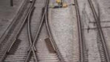 Winterwetter: Niederlande: Zugverkehr liegt still