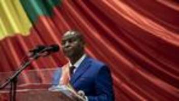 Zentralafrikanische Republik: Präsident der Zentralafrikanischen Republik gewinnt Wiederwahl