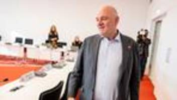 Brandenburg: Crumbach in SPD-Fraktion aufgenommen – BSW verliert zwei Abgeordnete