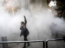 bisher 29 tote: währungs-crash sorgt für eskalierende proteste in teheran