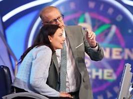 wer wird millionär?: seltsam: kandidatin bringt extra-freunde mit - jauch setzt sie um