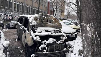 Mehrere angezündete Autos in Neukölln: Das steckt hinter den Bränden