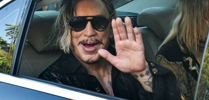 Hollywood: Mickey Rourke will nichts von Spendenaufruf gewusst haben. Seine Managerin widerspricht