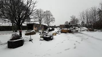 feuer zerstört vereinsheim: so will henstedt-ulzburg den fußballern helfen