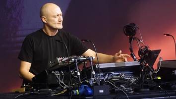 „hamburg calling“: techno-star paul kalkbrenner feiert auf dem heiligengeistfeld