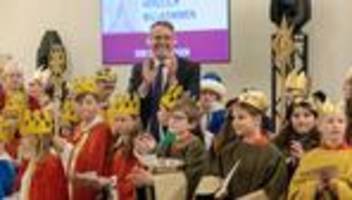 Brauchtum: Ministerpräsident Schweitzer empfängt Sternsinger