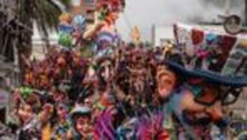 Brauchtum: Tausende Menschen feiern farbenfrohen Karneval in Kolumbien