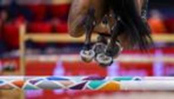 Springreiten: 17-jährige Lokalmatadorin bei Heim-Turnier: Purer Luxus