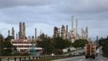 Venezuela: USA lockern Venezuela-Sanktionen, verhaltene Kritik aus Berlin