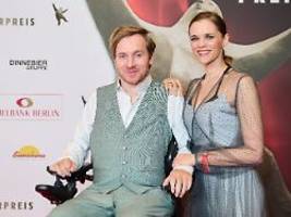 besonderes weihnachtsgeschenk : samuel koch ist zum ersten mal papa geworden